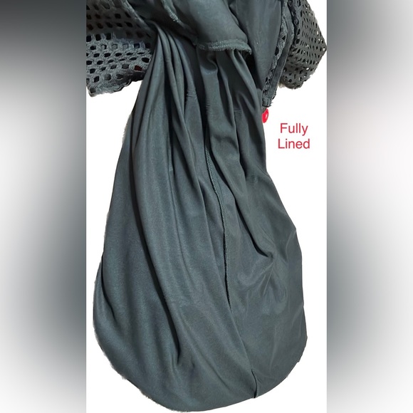 H&M Contemporary Emerald Green Mesh Dress, Sleeveless, midi, Size 2 Great cond. - Picture 9 of 11